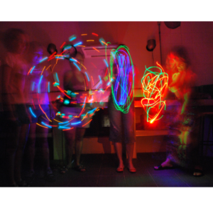 Curso de "Fotografia com Câmara Obscura" e "Oficina de Light Painting" do projeto de extensão “Férias com Arte”, 2014. Pelotas/RS