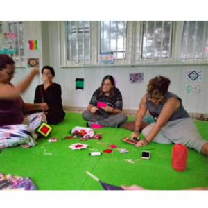 Oficina de Mandalas que aconteceu no "InspirArte - Sagrado Feminino" em Paulínia - SP, nov/2019.